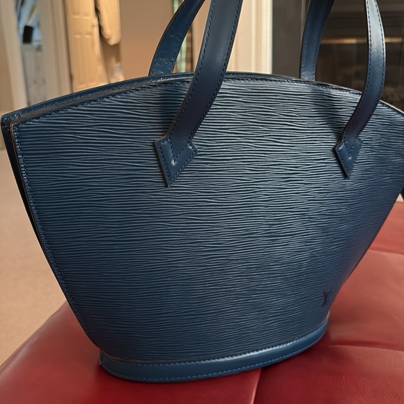 Louis Vuitton Saint Jacques Epi Bag - Picture 2 of 16